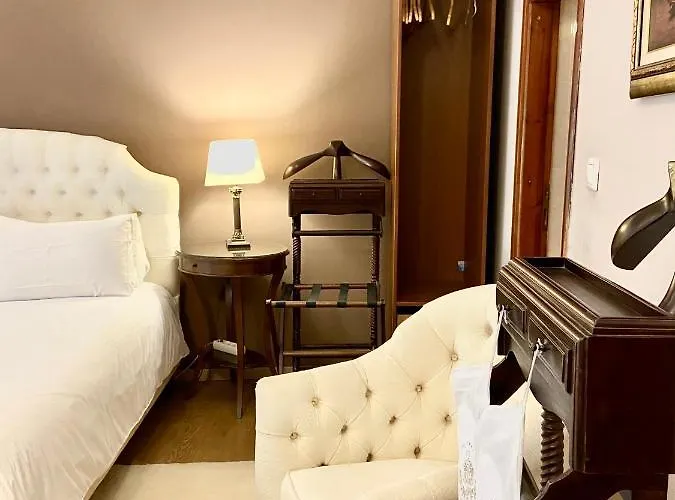 Five Seasons Pensionat 3*