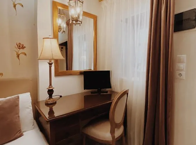 Five Seasons Pensionat Nafplion